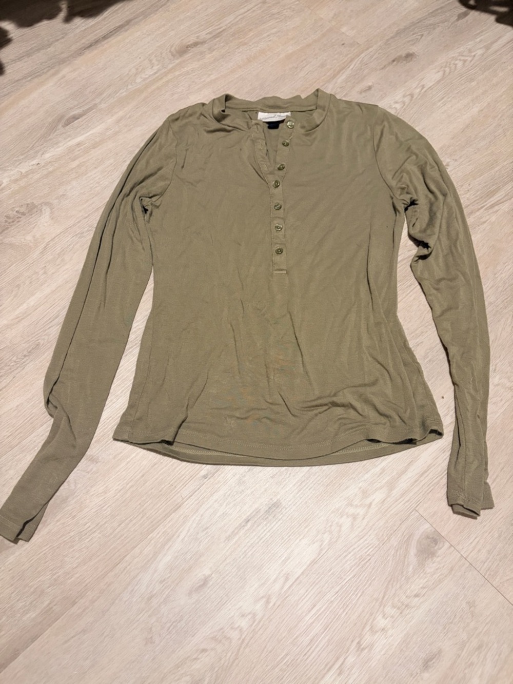 Universal Thread Olive Green Long Sleeve Henley